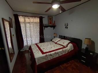 Se alquila casa en Ulloa Heredia 26-1833