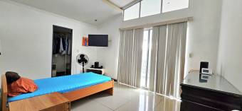 House for sale in Tres Ríos, Cartago.