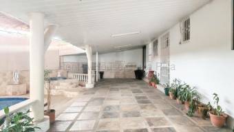 Venta de Edificio en Escazú-San Rafael. RAH 26-1995