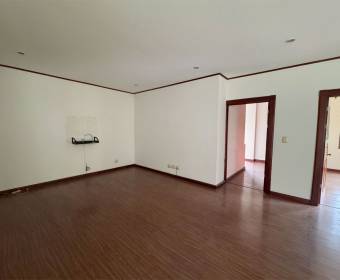 Casa a la venta en condominio Cerro Colón. Remate bancario.