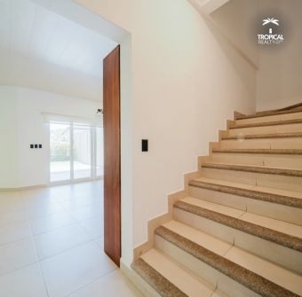 Townhouse Moderno en Venta en Herradura Reserva Las Lomas Townhouse Moderno en Venta en Herradura Reserva Las Lomas
