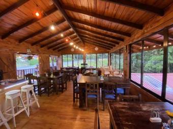 Hermoso restaurante rústico en venta en EL Jardin de Dota MLS 26-2022 