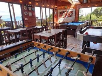 Hermoso restaurante rústico en venta en EL Jardin de Dota MLS 26-2022 