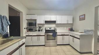 Venta de Casa en Escazú-San Rafael. RAH 26-2018 Venta de Casa en Escazú-San Rafael. RAH 26-2018