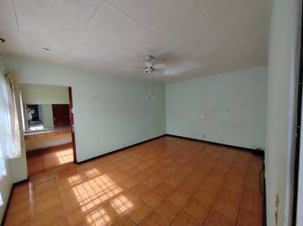 Venta de Casa Comercial en Montes de Oca, San José. 