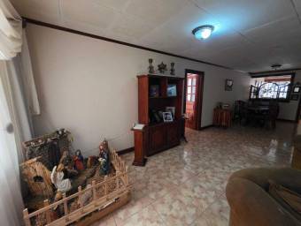 Venta de Casa en El Guarco-El Tejar. 