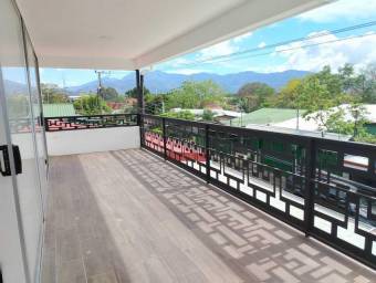 Venta propiedad con 2 casas remodeladas