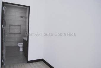 Alquiler de Town Houses en Santa Ana-Piedades. RAH 26-2013