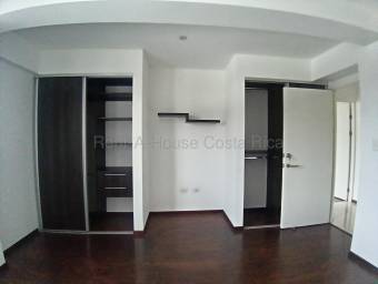 Venta de Apartamento en La Uruca, San José