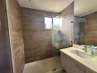 CASA EN VENTA SANTA ANA 2 PLANTAS