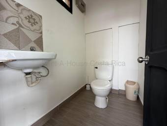 Se vende casa en Santo Domingo Heredia 26-2021