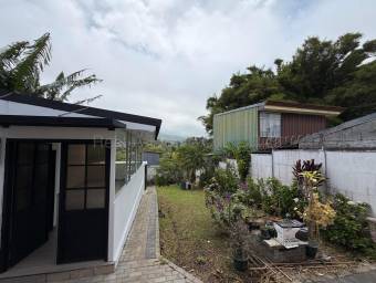 Se vende casa en Santo Domingo Heredia 26-2021