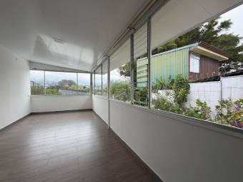 Se vende casa en Santo Domingo Heredia 26-2021