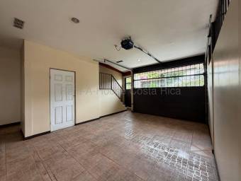 Se vende casa en Santo Domingo Heredia 26-2021