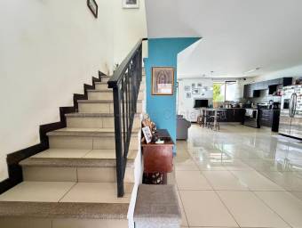 Venta de Casa en Ulloa de Heredia. RAH 26-1796