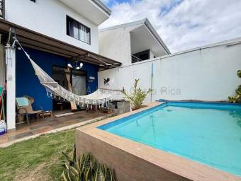 Venta de Casa en Ulloa de Heredia. RAH 26-1796
