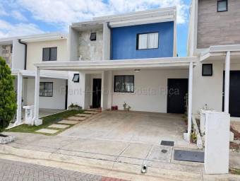 Venta de Casa en Ulloa de Heredia. RAH 26-1796