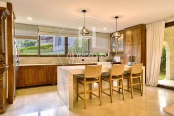 House for Sale in Colinas de Montealegre, Tres Ríos 4 Bedrooms with Luxury Finishes nja137