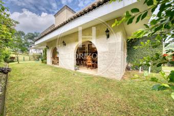 House for Sale in Colinas de Montealegre, Tres Ríos 4 Bedrooms with Luxury Finishes nja137