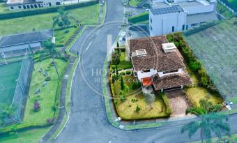 House for Sale in Colinas de Montealegre, Tres Ríos 4 Bedrooms with Luxury Finishes nja137