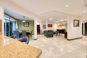Se Vende Casa en Condominio Lomas de Granadilla Curridabat 4 Habitaciones y Terraza noj127