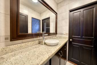 Se Vende Casa en Condominio Lomas de Granadilla Curridabat 4 Habitaciones y Terraza noj127
