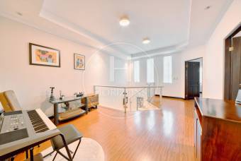 Se Vende Casa en Condominio Lomas de Granadilla Curridabat 4 Habitaciones y Terraza noj127