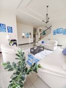 Se Vende Casa Con Jardín en Residencial Altamonte Curridabat 4 Habitaciones noj1270sb