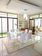 Se Vende Casa Con Jardín en Residencial Altamonte Curridabat 4 Habitaciones noj1270sb