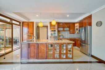 Casa de Lujo en Venta en Residencial Altamonte en Curridabat 4 Habitaciones y Terraza noj1