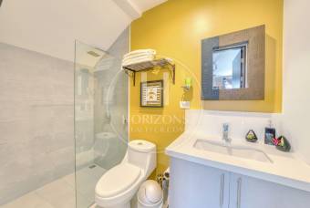 Casa en Venta en Condominio La Estefana en Sabanilla 3 Habitaciones y 4 Parqueos noj1261dm