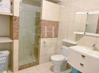 Casa en Venta en Condominio La Floresta en Concepción de Tres Ríos con Jardín y 4 Habitaci