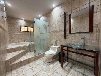 Venta de CasaAnexo en Santo Domingo-Pará, Heredia. RAH 26-2021