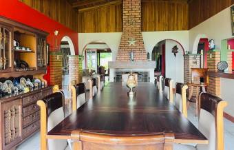 VENTA DE CASA EN SAN RAFAEL DE HEREDIA 