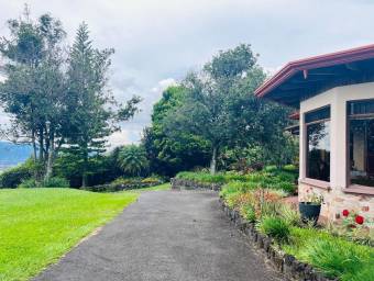 VENTA DE CASA EN SAN RAFAEL DE HEREDIA 