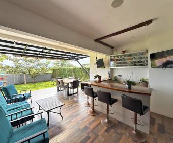 Casa en venta en  La Garita de Alajuela, condominio Lomas de Hidalgo.