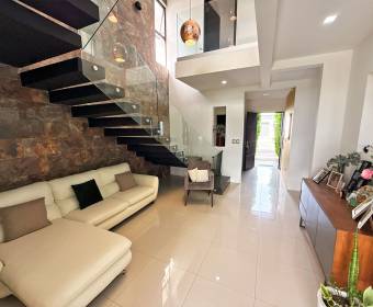 Casa en venta en  La Garita de Alajuela, condominio Lomas de Hidalgo.