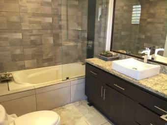 Se vende casa en Escazú San José 25-1165 Se vende casa en Escazú San José 25-1165