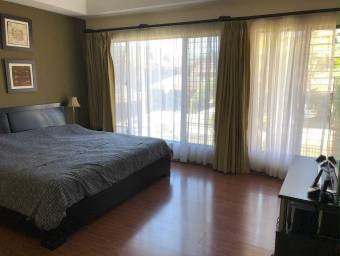 Se vende casa en Escazú San José 25-1165 Se vende casa en Escazú San José 25-1165
