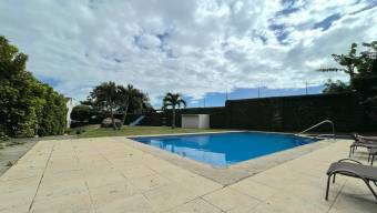 Se vende casa en Escazú San José 26-370