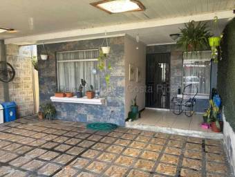 Venta de Casa en La Guácima de Alajuela. RAH 26-2032