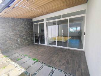 Se vende casa en San Rafael Heredia 26-1686