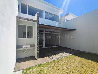 Se vende casa en San Rafael Heredia 26-1686