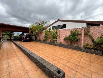 Se vende casa en Ulloa Heredia 25-463