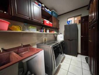 Se vende casa en Curridabat San José 26-892