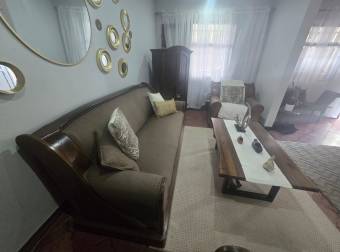 VENTA DE CASA ESQUINERA EN URBANIZACIÓN LA TRINIDAD, ALAJUELA