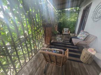 VENTA DE CASA ESQUINERA EN URBANIZACIÓN LA TRINIDAD, ALAJUELA