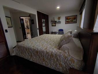 Alquiler de Casa en Ulloa-Heredia. RAH 26-1833