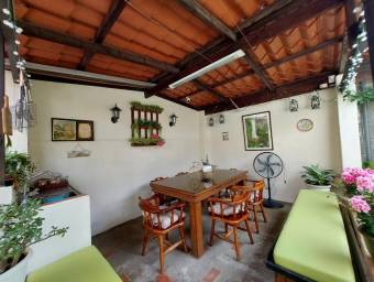 Venta de Casa en Rohrmoser, San José. RAH 25-139 Venta de Casa en Rohrmoser, San José. RAH 25-139
