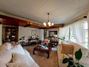 Venta de Casa en Rohrmoser, San José. RAH 25-139 Venta de Casa en Rohrmoser, San José. RAH 25-139